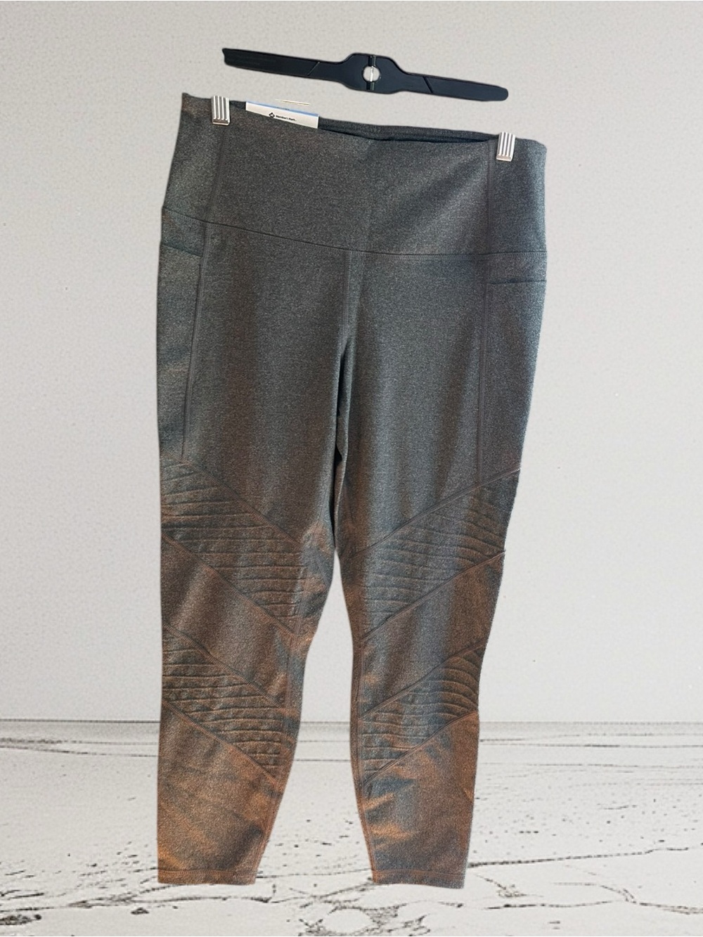 Members Mark gray 7/8 active moto pocket legging Size Large